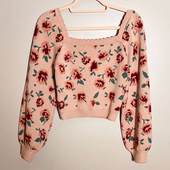 Willow & Wind Cropped Sweater - Picture 4 of 6